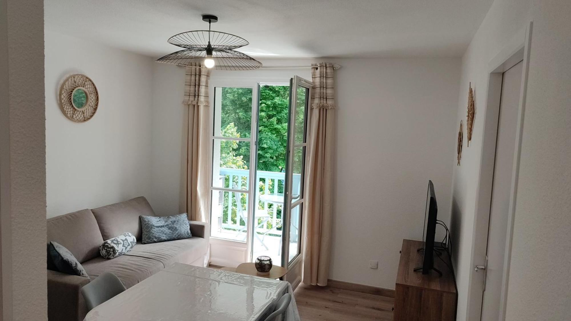Charmant Appartement 4 Pers,Vue Montagne Avec Parking Prive Et Balcon 科特雷 外观 照片